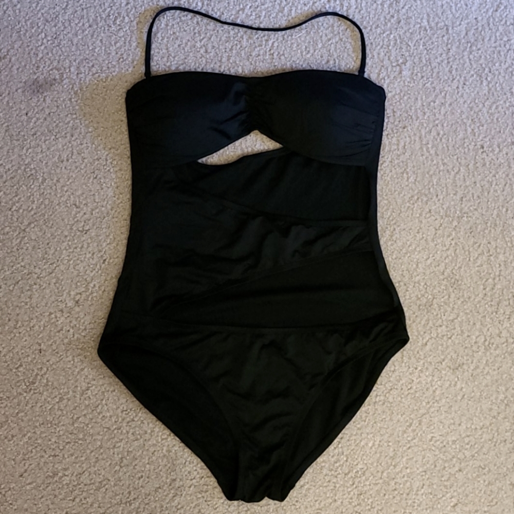 ONE piece Bathing Suit